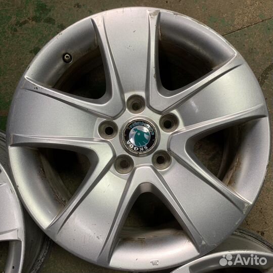 Диски оригинальные skoda r16
