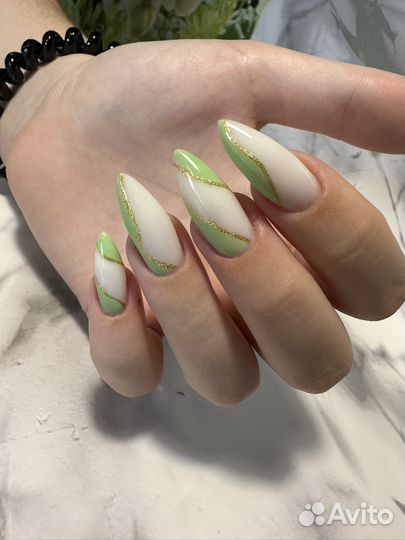 Маникюр и педикюр