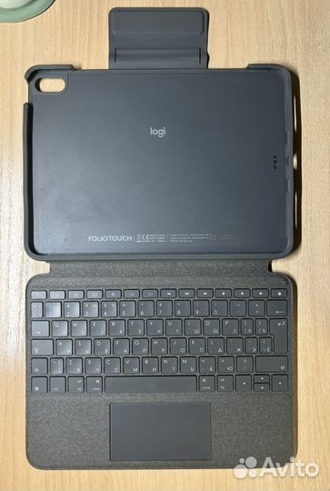 Чехол-клавиатура Logitech Folio Touch iPad air