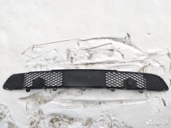Решетка переднего бампера Mercedes X W470