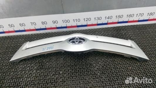 Решетка радиатора toyota corolla verso 2 (9BR17QF0