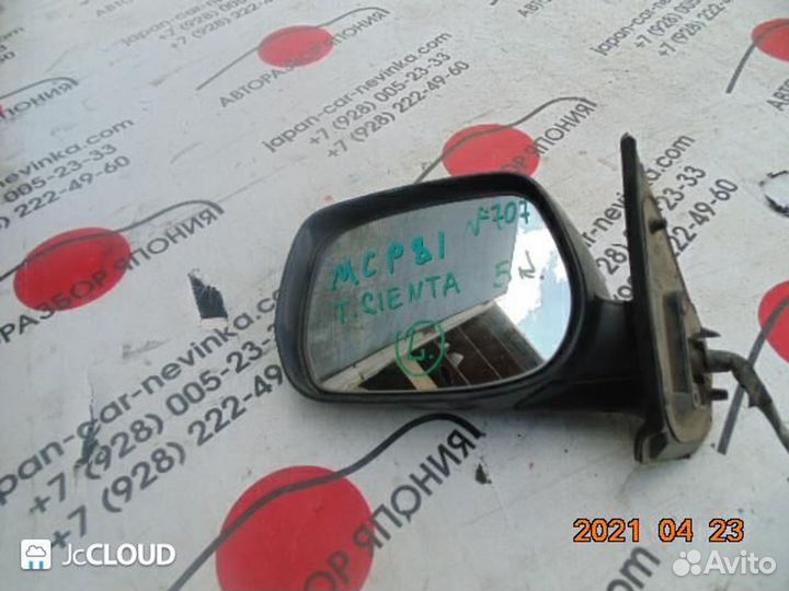 Зеркало на toyota sienta MCP81