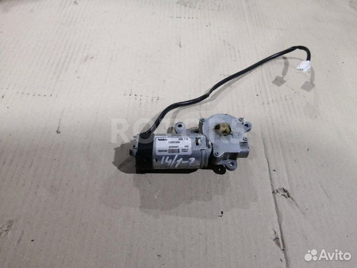 Моторчик люка Mercedes-Benz Actros 3 (MP3) 2018