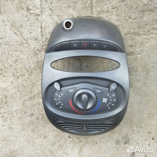 Рамка магнитолы Chery Indis