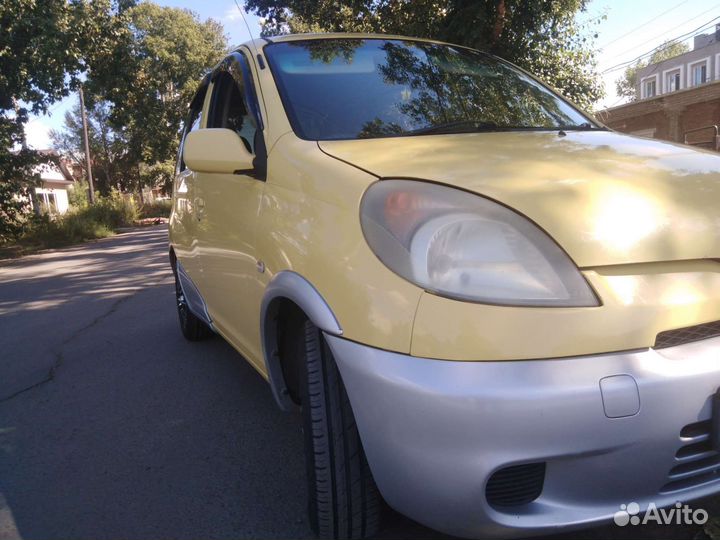 Toyota Funcargo 1.3 AT, 2001, 280 000 км
