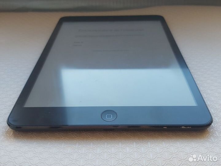 Планшет iPad mini A1455