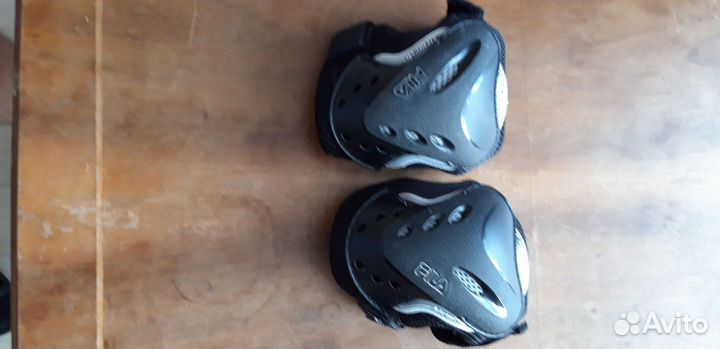 Шлем и защита,детские перчатки для