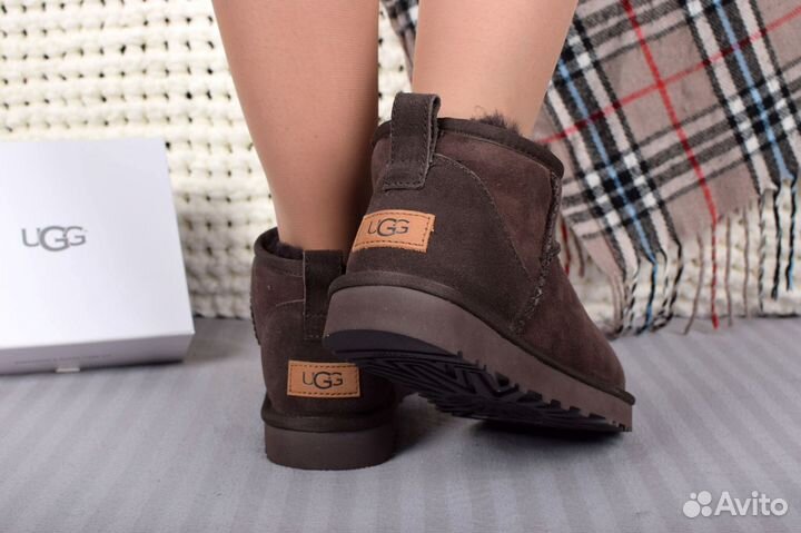 Ugg mini