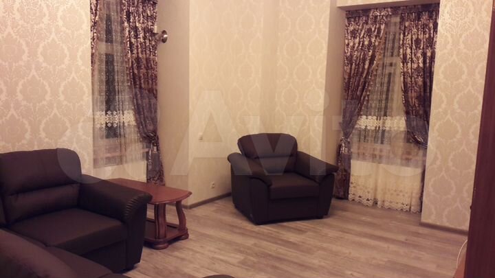 2-к. квартира, 87 м², 3/3 эт.