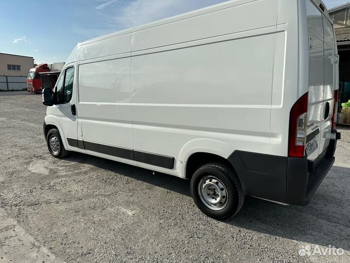 Peugeot Boxer цельнометаллический, 2014