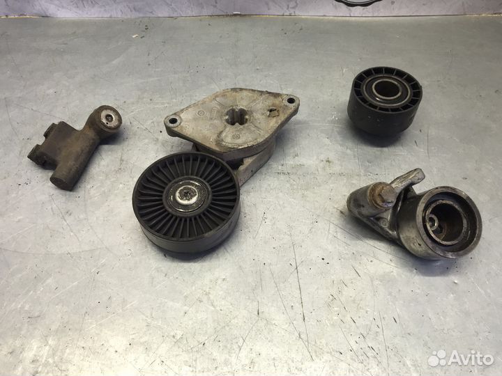 Натяжитель Rover 75 2000 г., 2.0 л., 150 л.с