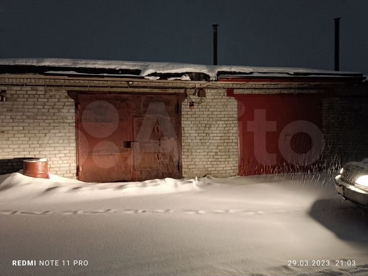 Гараж, > 30 м²