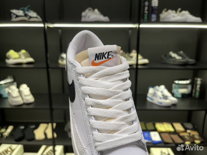 Кроссовки Nike Blazer Low '77 Vintage White-Black