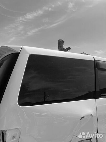 Стекло задние боковое Toyota Alphard 2000-2008