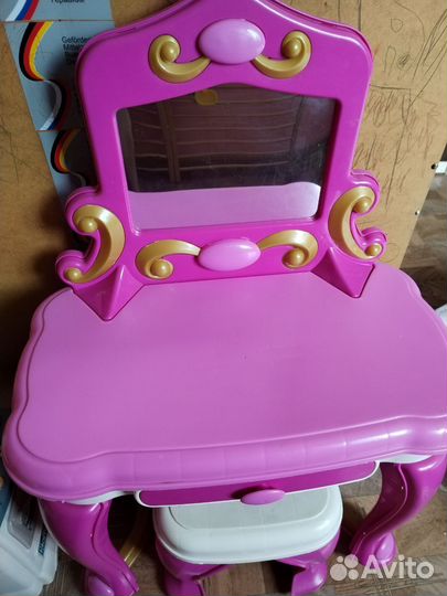 Стол и стул для девочки