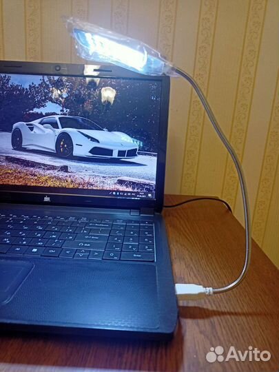 Настольный фонарь