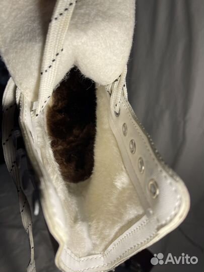 Коньки фигурные caprice