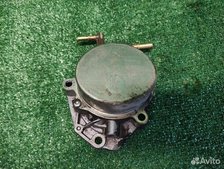 Насос вакуумный Land Rover Discovery 4 2010