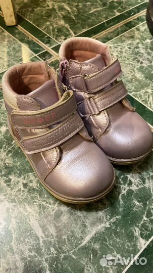 Обувь на девочку