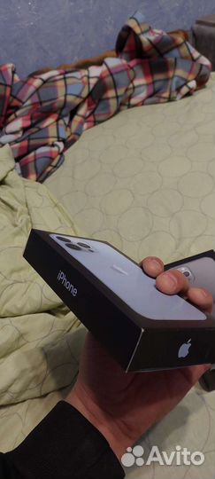 Коробка iPhone