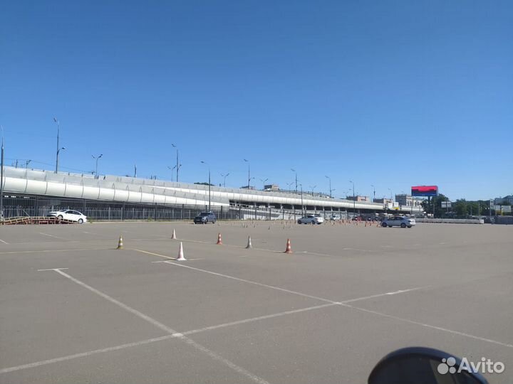 Инструктор по вождению Автомат - Механика - Уроки