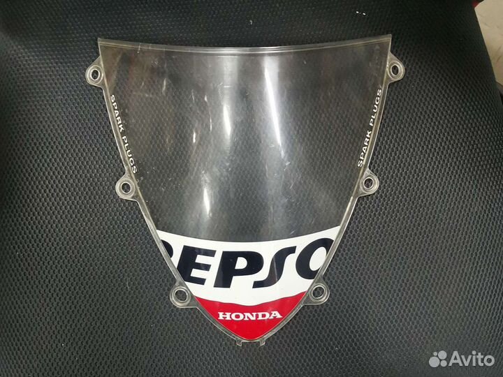 Стекло ветровое для honda CBR1000R repsol