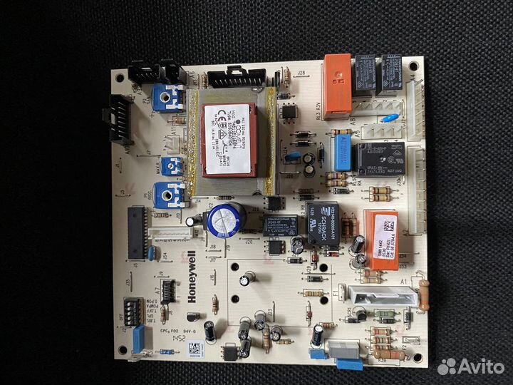 Электронная плата (Honeywell/Ineco) Baxi 5657840