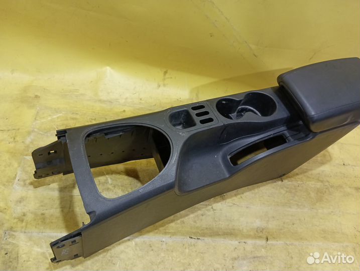 Консоль центральная Nissan Qashqai J 10 Ниссан
