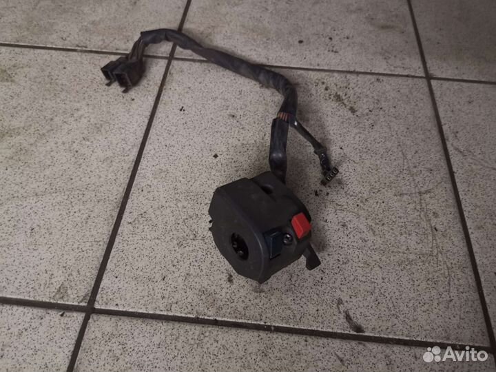 Пульт левый Kawasaki ZZR 400 1