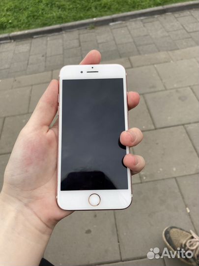 Телефон iPhone 7 32 гб