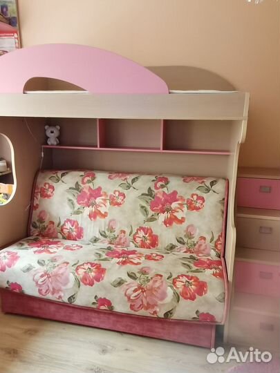 Двухъярусная кровать бу с матрасами