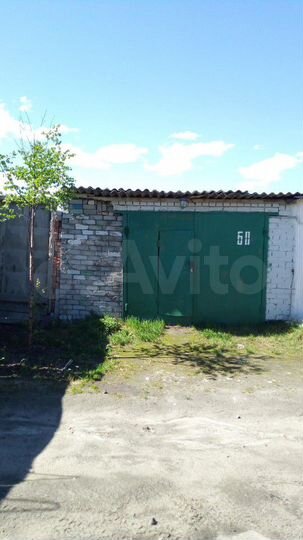 Гараж, > 30 м²