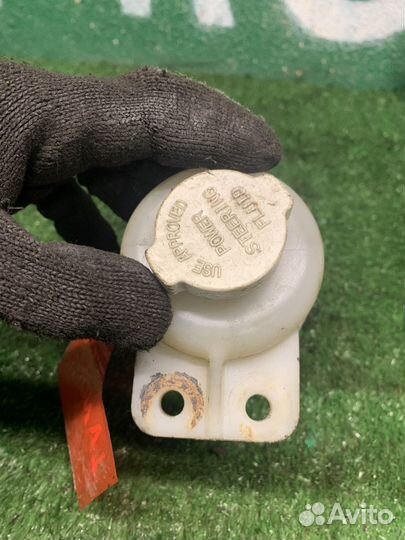 Бачок гур Mitsubishi Lancer 9