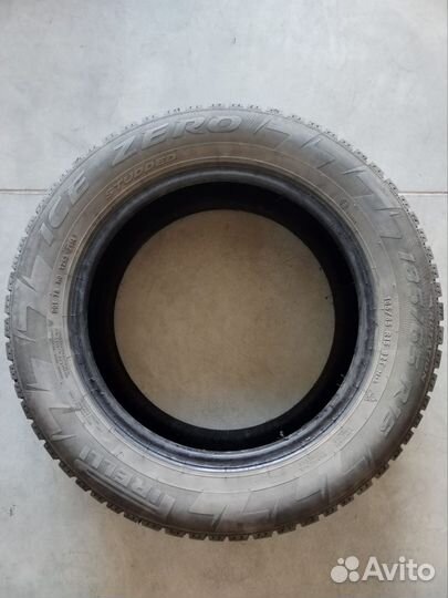 Pirelli Ice Zero 185/65 R15 92T