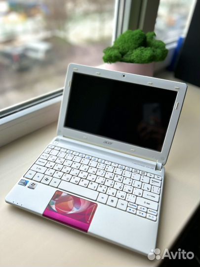 Нетбук acer aspire one