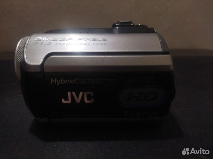 Видеокамера JVC GZ-MG275E