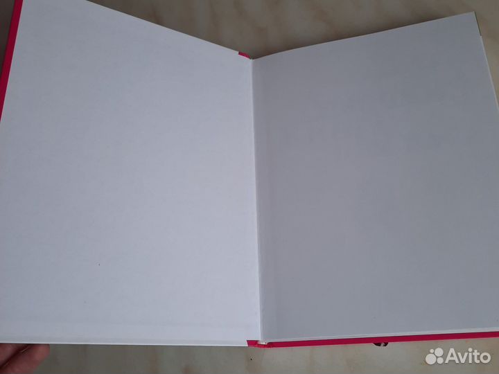 Книга для девочек