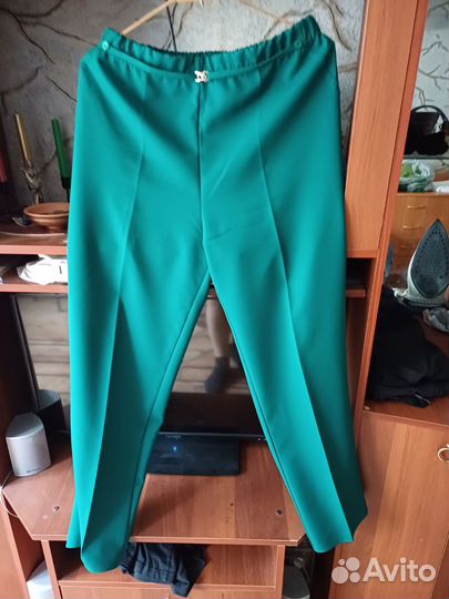 Женские брюки в разных цветах