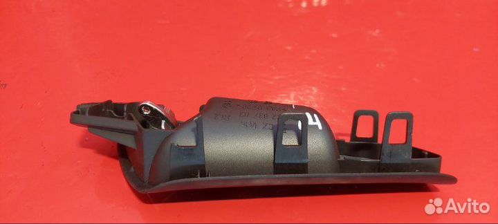 Ручка двери внутренняя передняя левая Volkswagen