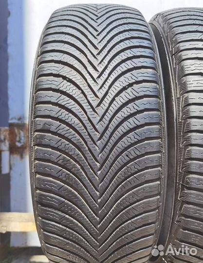 Michelin Alpin 5 215/65 R16 98H