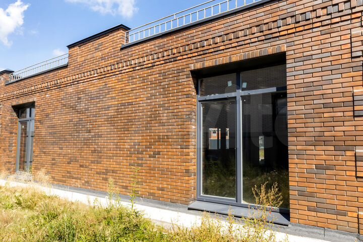 Дом 160 м² на участке 4 сот.