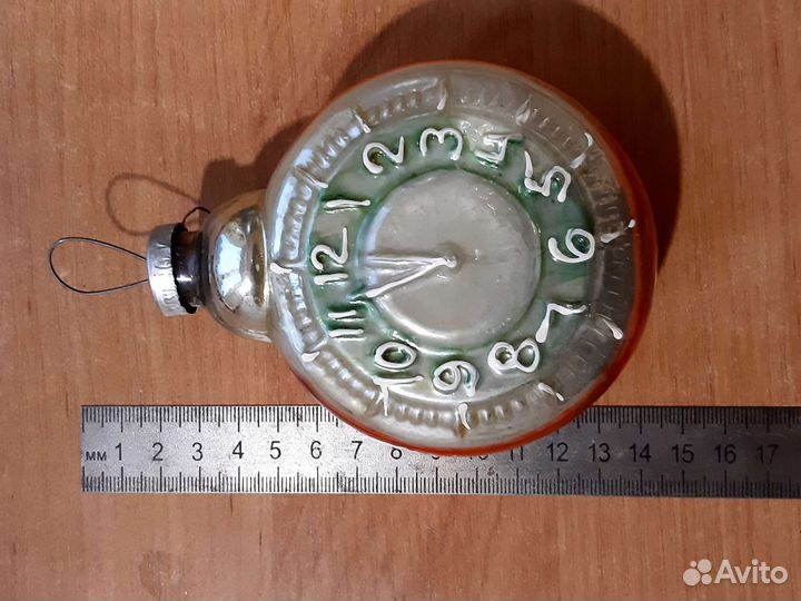 Елочная игрушка Часы