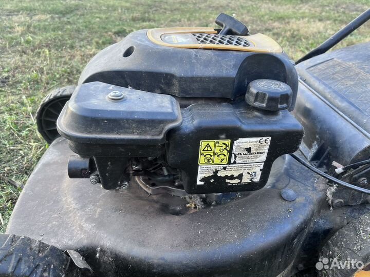 Газонокосилка бензиновая