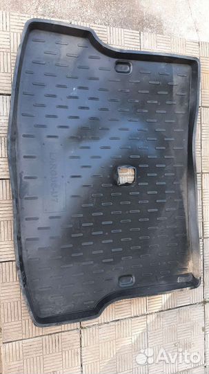 Комплект автомобильных ковриков Лада Ларгус