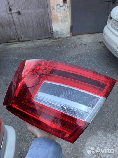Задний фонарь правый Scoda Octavia A7