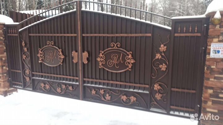 Помощник монтажника ворот
