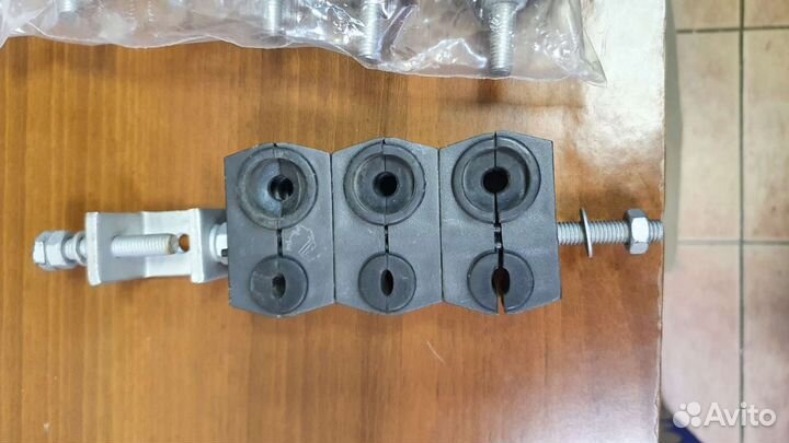 Кабельный зажим клемпы