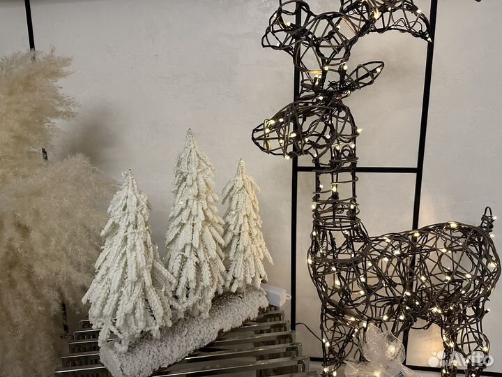 Ель искуственная заснеженная