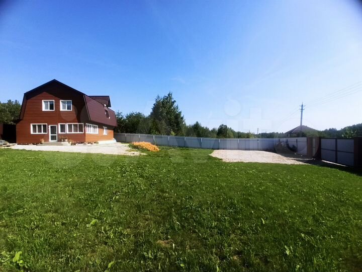 Дом 139 м² на участке 14 сот.