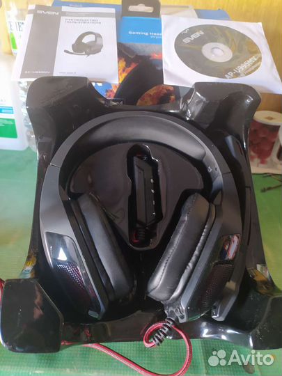 Игровые наушники с микрофоном